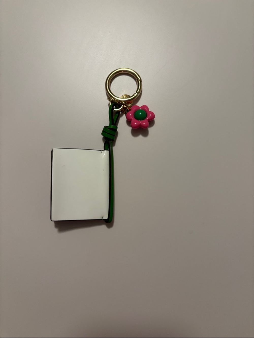 Kate Spade fresh picks magazine bag charm - Picture 6 of 8